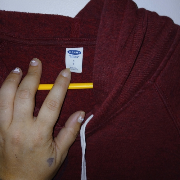 Old navy hoodie - Picture 2 of 2
